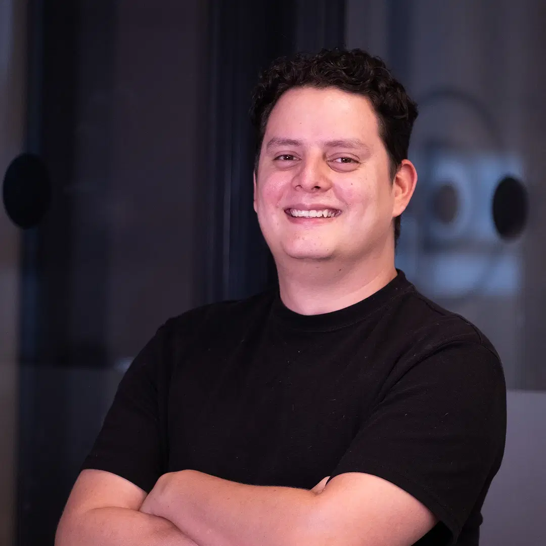 Esteban Tabares